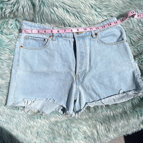 H&M High Waist Denim Shorts, Size 8 - Picture 7 of 7